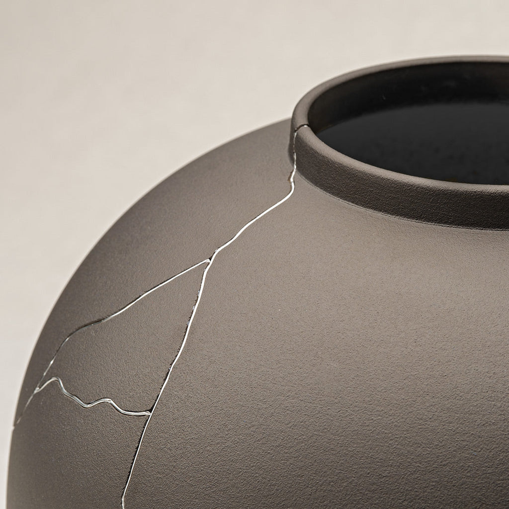 HD-09-B, 4"/5"/6"/10" H, Flower Vase