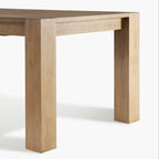 Edora Oak Extendable Dining Table (70.9" -92.5")